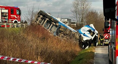 zoppola incidente oggi|Pordenone, maxi incidente sulla Cimpello